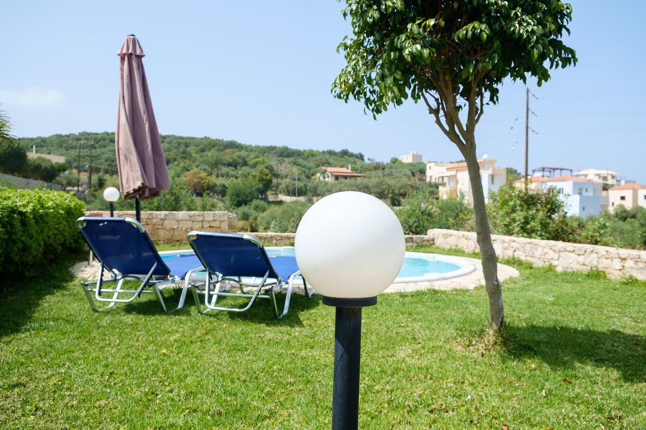 Chill And Relax In A Home With Pool Near The Beach Almirida Exteriér fotografie